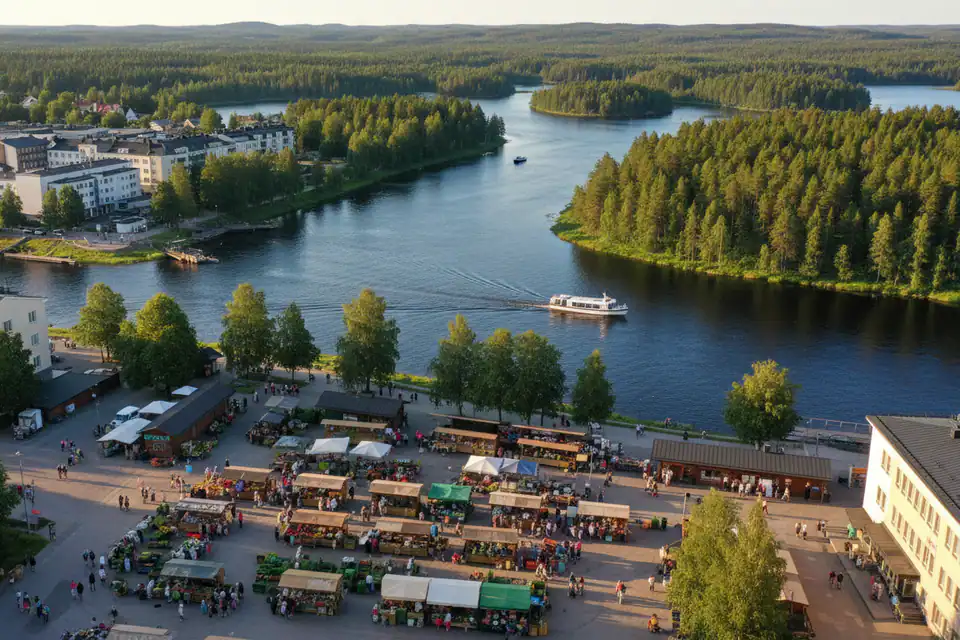 Savonlinna: fortaleza, ópera y laberintos de agua en Saimaa