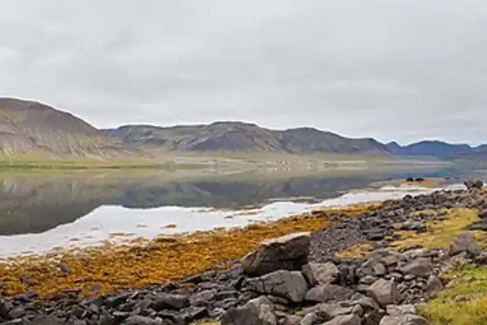 Fiordos del Oeste: planificación para una Islandia remota