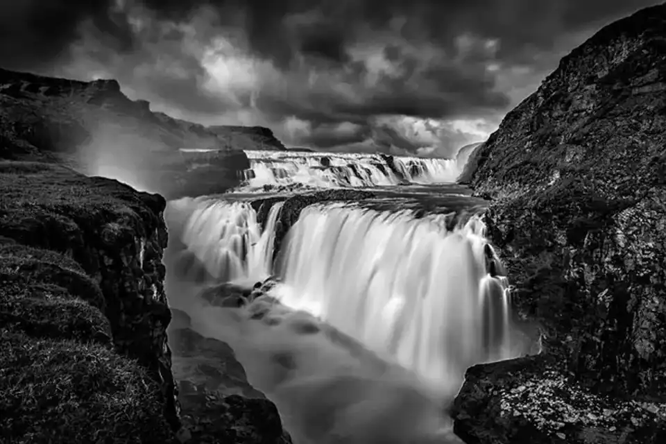 El poblamiento nórdico de Islandia: migración, adaptación y memoria