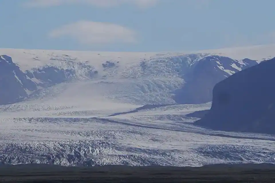 Vatnajökull: cómo explorar el gran mundo glaciar de Islandia