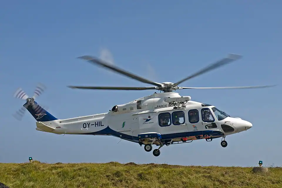 Ferris y helicópteros para moverse entre islas