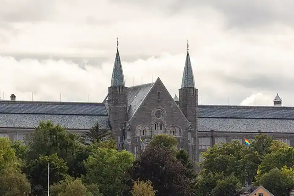 Trondheim: legado medieval y vida universitaria