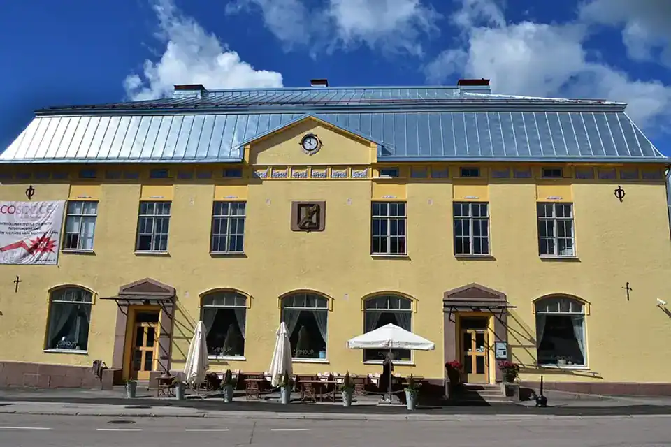 Helsinki y Porvoo: capital nórdica y encanto histórico